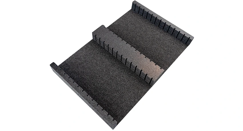 PE-Einlage mit Zahnleisten für Großladungsträger